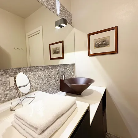 Mi Casa *